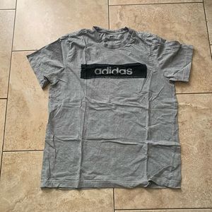 Adidas t shirt